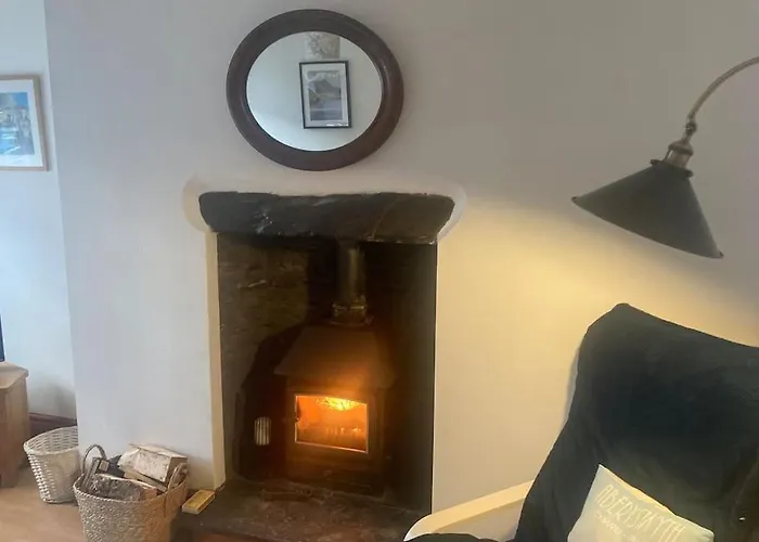 Charming Cottage Eglwysfach