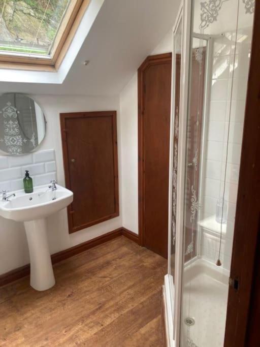Charming Eglwysfach Holiday home